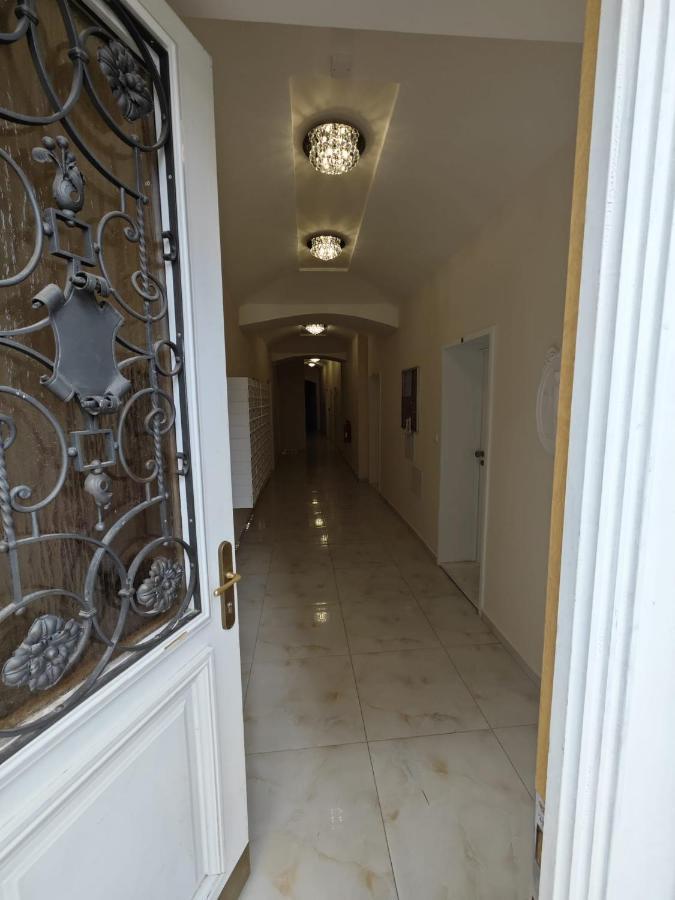 Residence Petrska New Town プラハ エクステリア 写真
